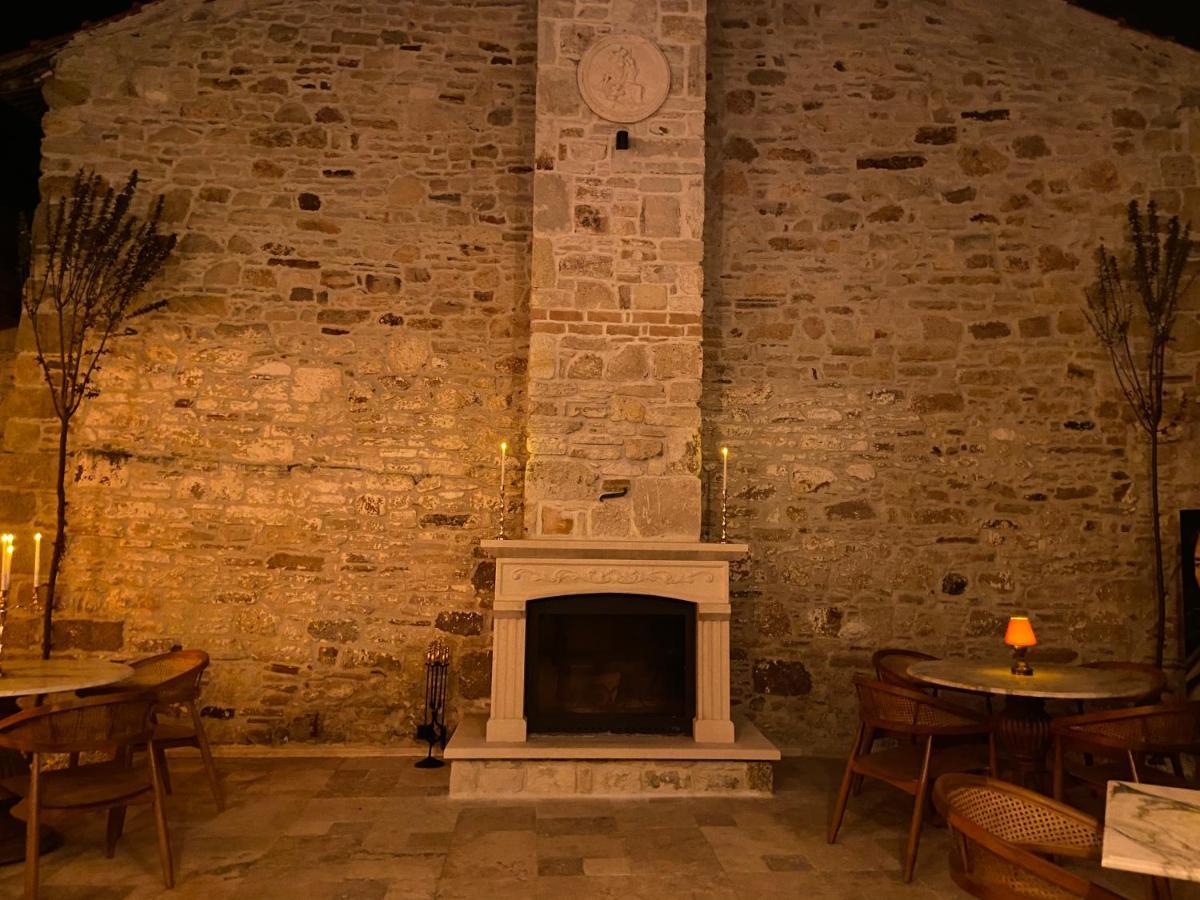 Dionysos 1789 Boutique Hotel Foça Eksteriør bilde