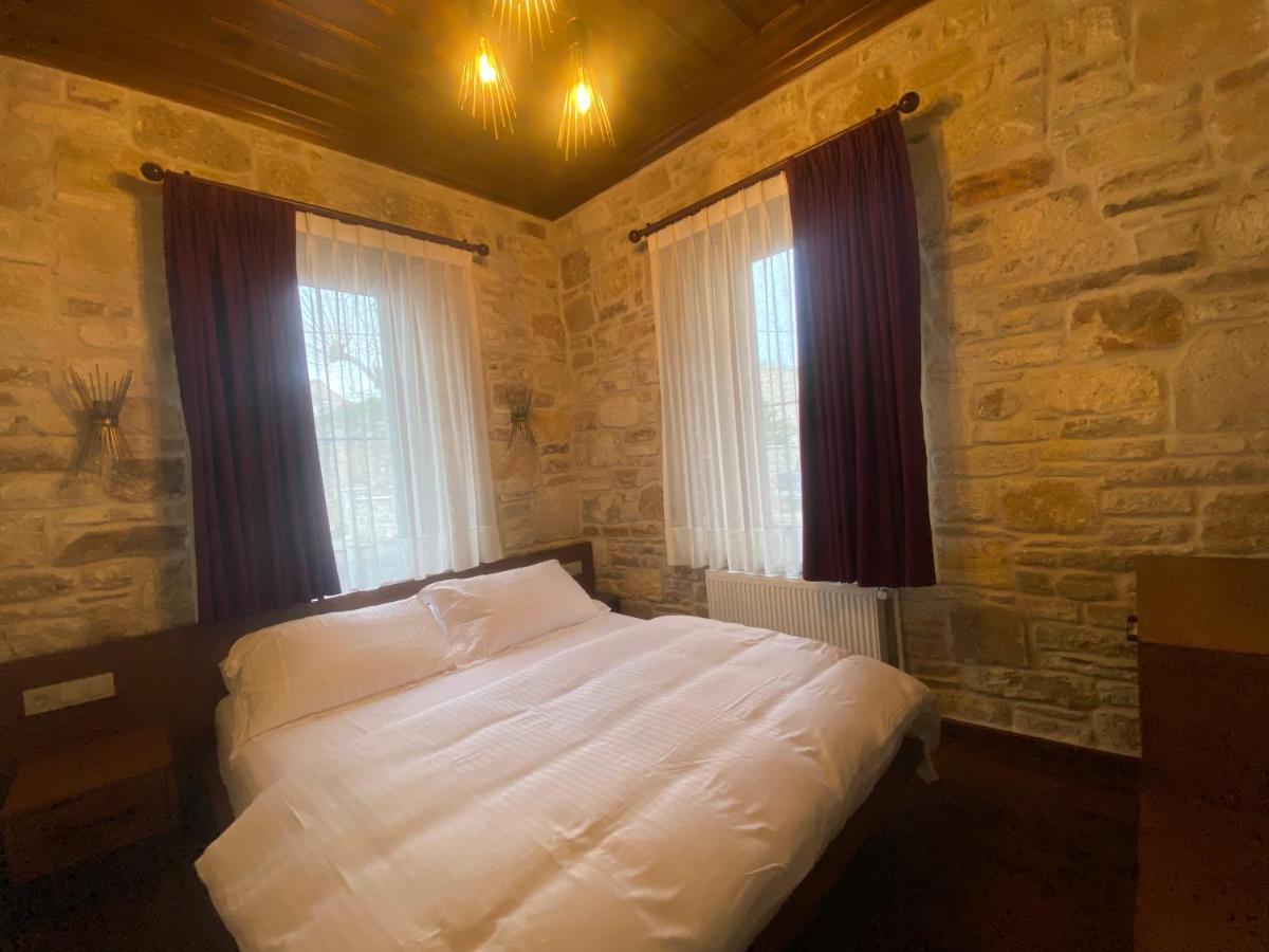 Dionysos 1789 Boutique Hotel Foça Eksteriør bilde