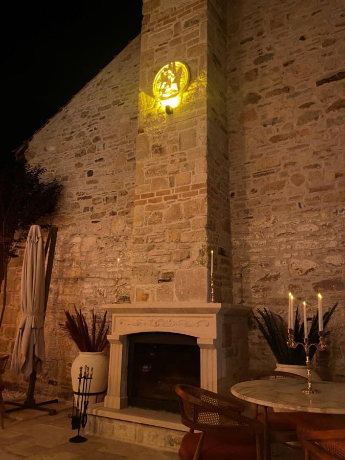 Dionysos 1789 Boutique Hotel Foça Eksteriør bilde