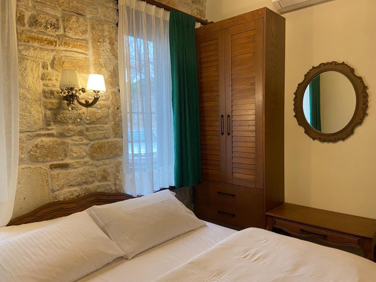 Dionysos 1789 Boutique Hotel Foça Eksteriør bilde